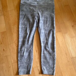 Vuori Gray Leggings